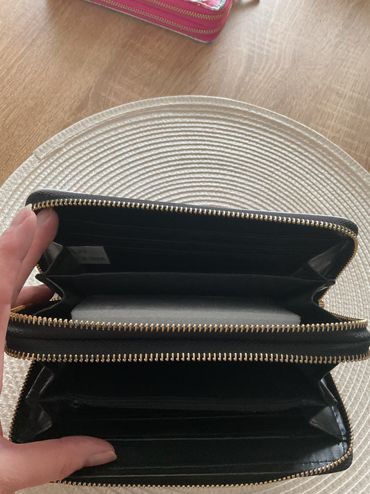 Grand portefeuille, double. Paris.