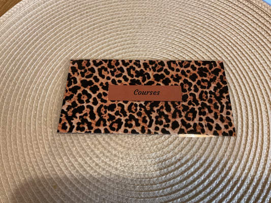 Enveloppe, budget perforée avec fiche de suivi auto